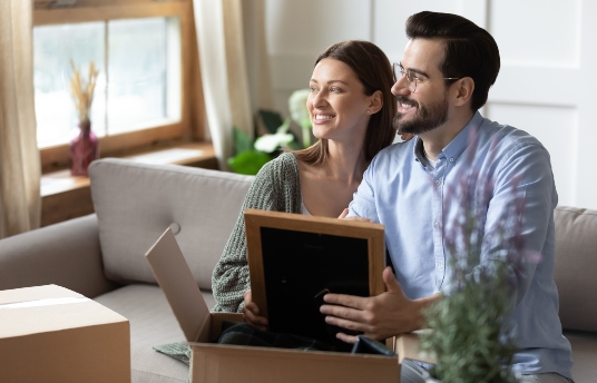 seguros-sura-somos-pareja-pero-vivimos-separados