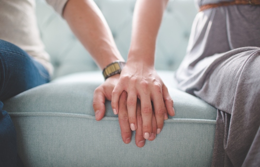 seguros-sura-es-posible-una-nueva-historia-de-amor-con-la-misma-persona