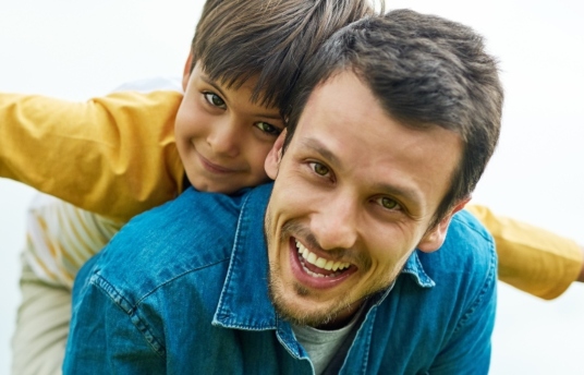 seguros-sura-beneficios-del-juego-libre-para-el-desarrollo-de-los-niños-imagen