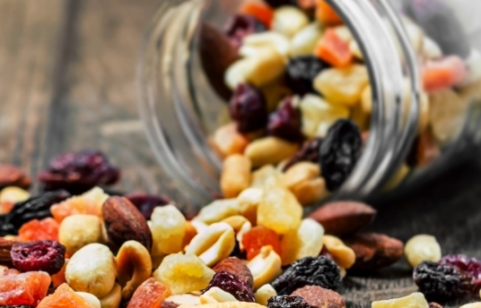 seguros-sura-propiedades-y-beneficios-de-comer-frutos-secos-imagen