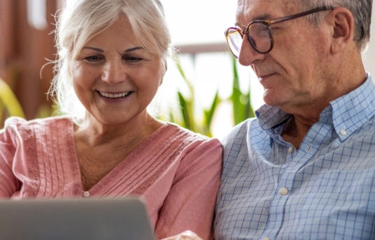 seguros-sura-como-adaptar-las-viviendas-habitadas-por-adultos-mayores-imagen