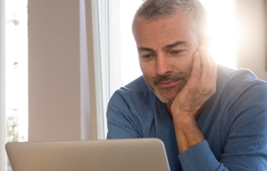 seguros-sura-como-comprar-el-soat-en-tres-pasos-por-suraenlinea-com-imagen