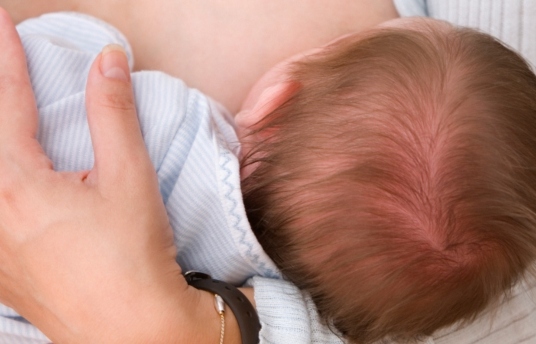 seguros-sura-Lactancia-materna-refuerza-el-vinculo-con-tu-bebe-imagen