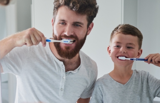 seguros-sura-adios-caries-cuida-la-sonrisa-de-tus-hijos-imagen