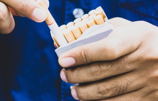 seguros-sura-que-pasa-despues-del-ultimo-cigarrillo-imagen