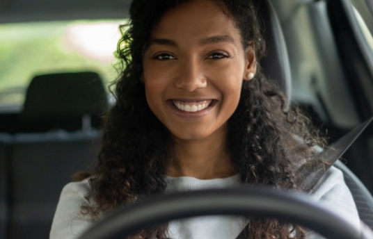 seguros-sura-que-tan-responsable-eres-al-volante-imagen