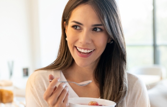 seguros-sura-sacale-tiempo-al-desayuno-sentiras-la-diferencia-imagen