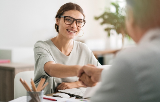 seguros-sura-como-prestar-un-servicio-diferencial-y-satisfactorio-a-tus-clientes