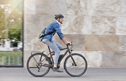 seguros-sura-consejos-para-montar-en-bici-por-la-ciudad