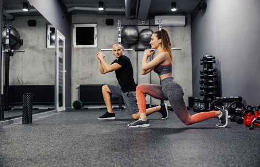 seguros-sura-evita-los-errores-comunes-en-el-gimnasio