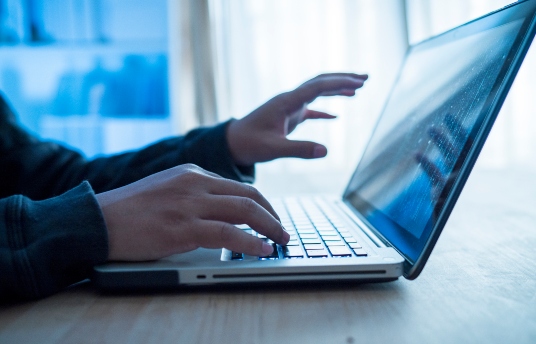 seguros-sura-claves-para-una-navegacion-segura-en-la-web