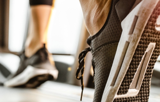 seguros-sura-elige-los-tenis-perfectos-para-tu-salud-imagen.jpg