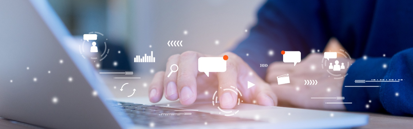 navegando en internet, marketing digital