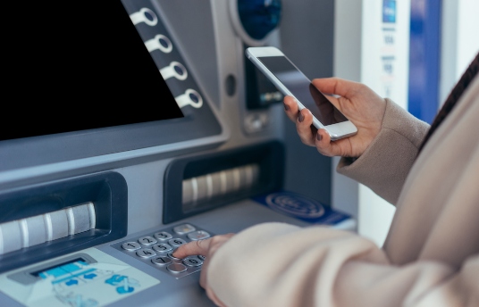 seguros-sura-la-era-de-la-banca-a-un-clic
