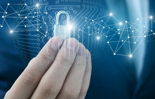 seguros-sura-revista-empresas-sura-canales-digitales-proteccion-datos