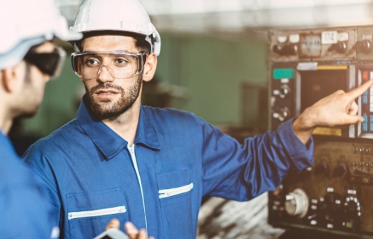 seguros-sura-revista-empresas-sura-fortalecimiento-maquinaria-empresa