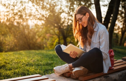 seguros-sura-revista-5-sentidos-bienestar-libros-emociones